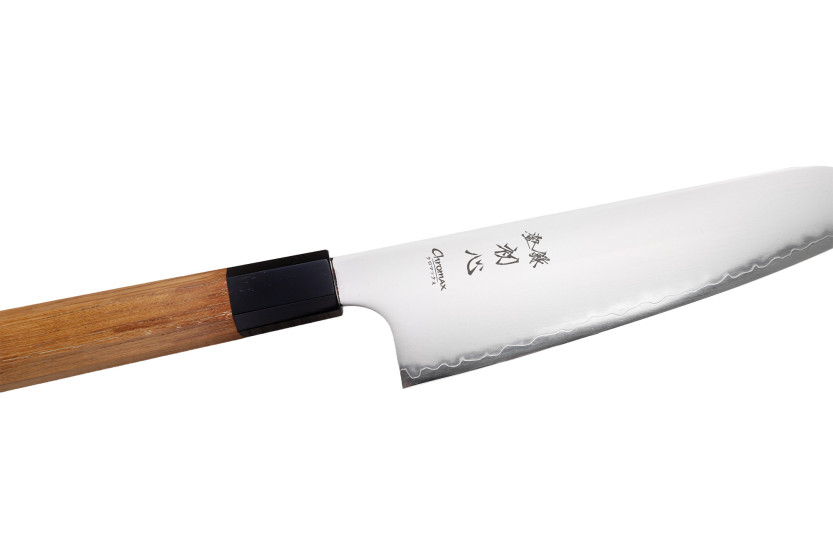 Faca de chef japonesa artesanal Hatsukokoro Chromax de 20 cm com cabo em teca