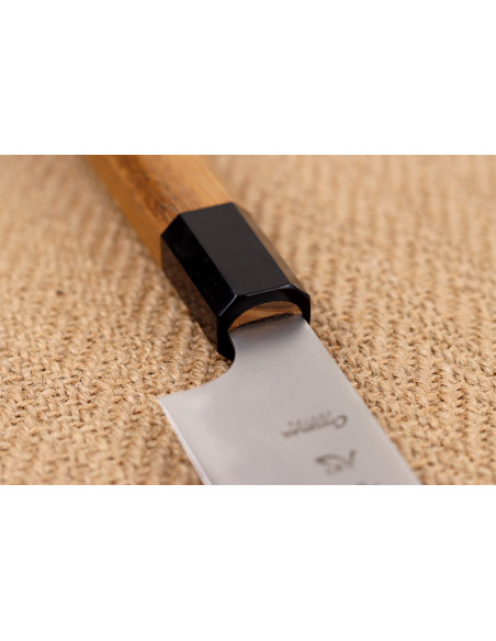 Cuchillo sujihiki japonés artesanal Hatsukokoro Chromax de 23 cm con mango de teca