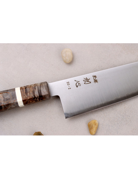 Handgjord japansk santokukniv, 18 cm, Hatsukokoro Hayabusa SG2 San Mai