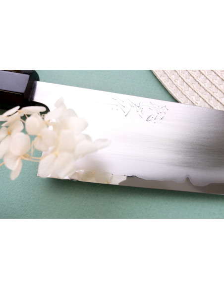 Handgemaakt Japans santokumes van 16,5 cm, Toshihiro Wakui, Shirogami 2, San Mai, gepolijst