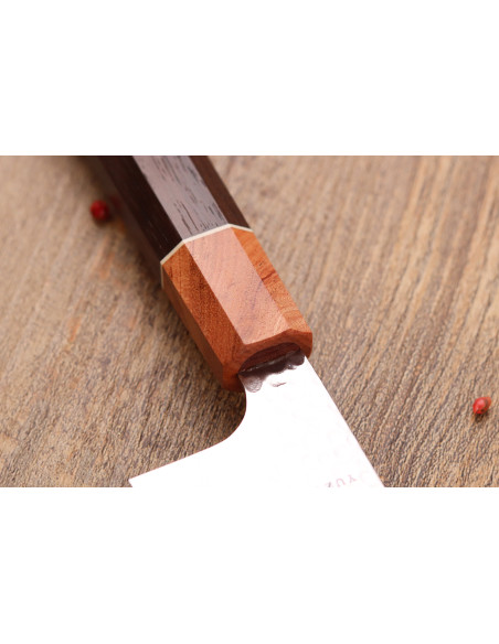 Cuchillo bunka japonés artesanal de 17 cm, de Yuzo Akira, con acabado tsuchime y acero VG10