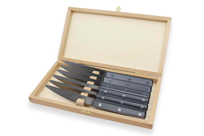 Æske med 6 Au Nain Scalène steakknive 11 cm med mikrosavede grå håndtag