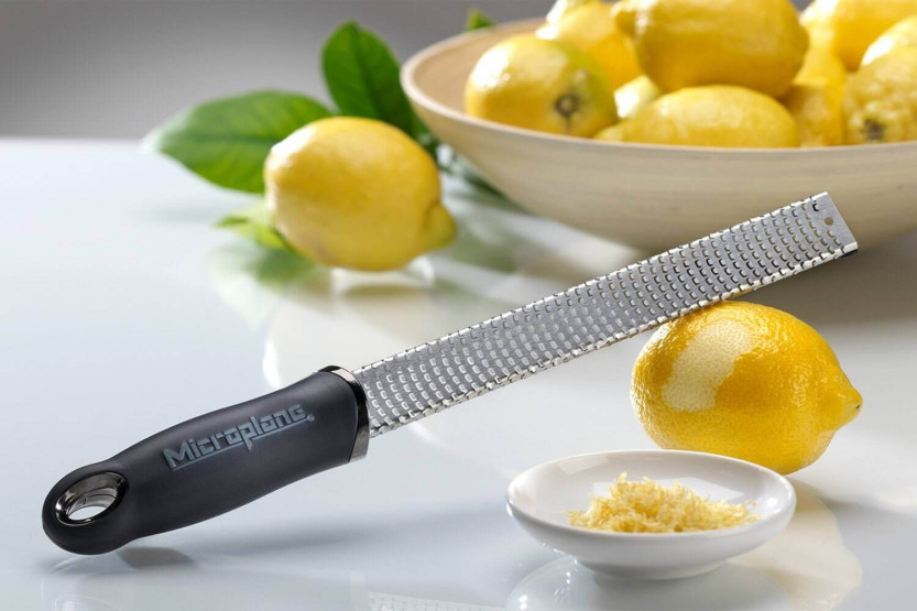 Raspadeira Microplane Premium Classic - 20,3 cm