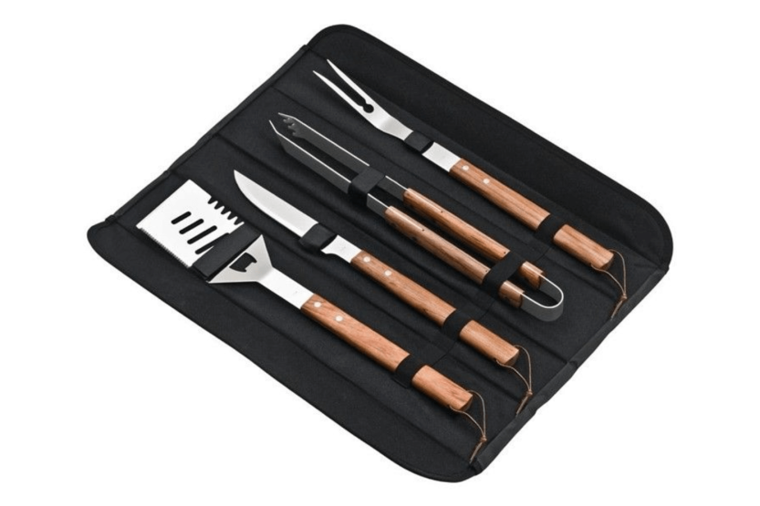 Set van 4 Deglon barbecuegerei