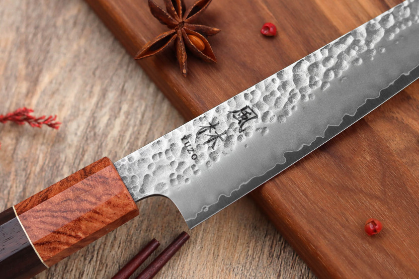 Faca universal japonesa Yuzo Tsuchime VG10 Rosewood 15cm feita à mão