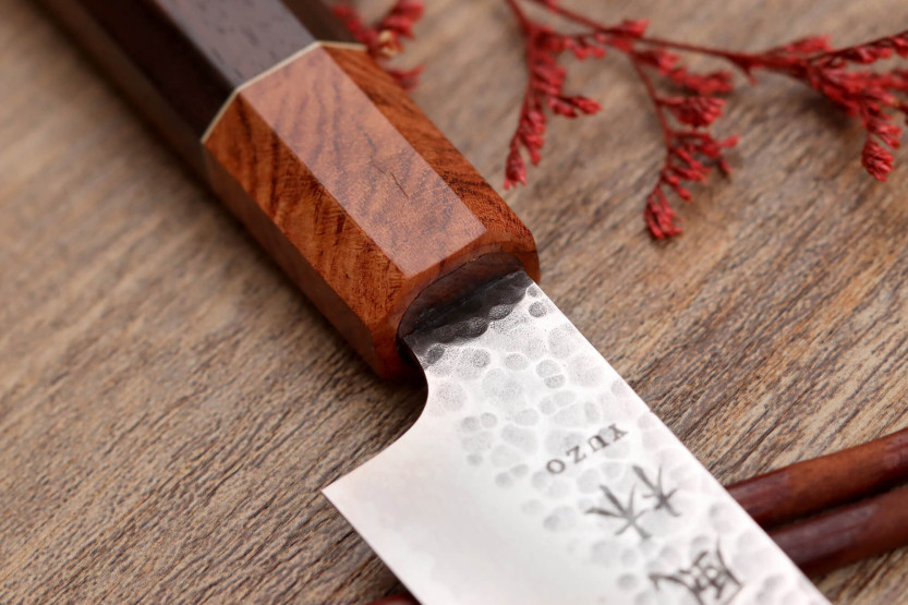 Faca universal japonesa Yuzo Tsuchime VG10 Rosewood 15cm feita à mão