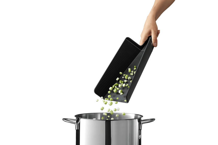 Joseph Joseph Chop2Pot Plus tagliere pieghevole grande nero 34,5x26 cm