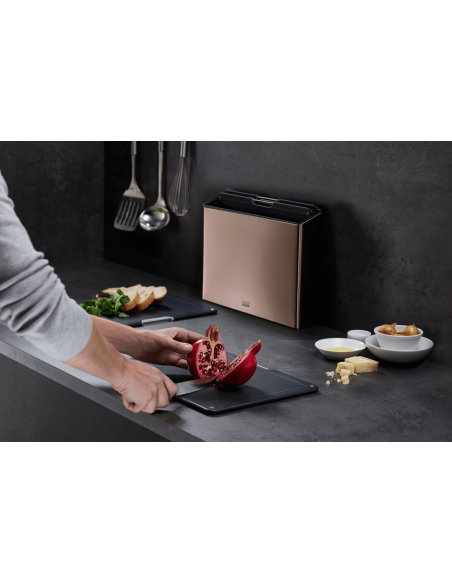 Set med 4 skärbrädor Joseph Joseph Folio Steel + stålfodral