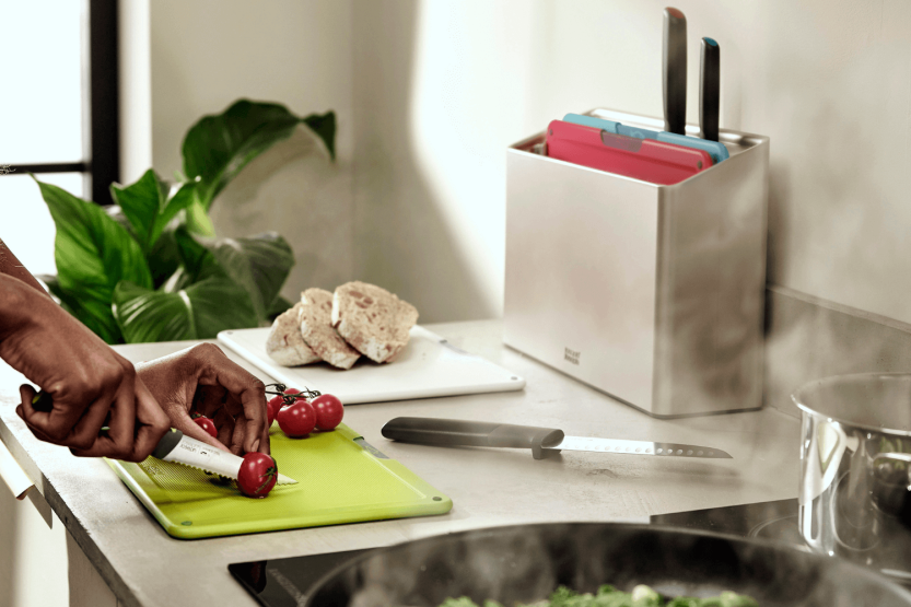 Set of 4 knives and 4 cutting boards Joseph Joseph Folio Icon Plus