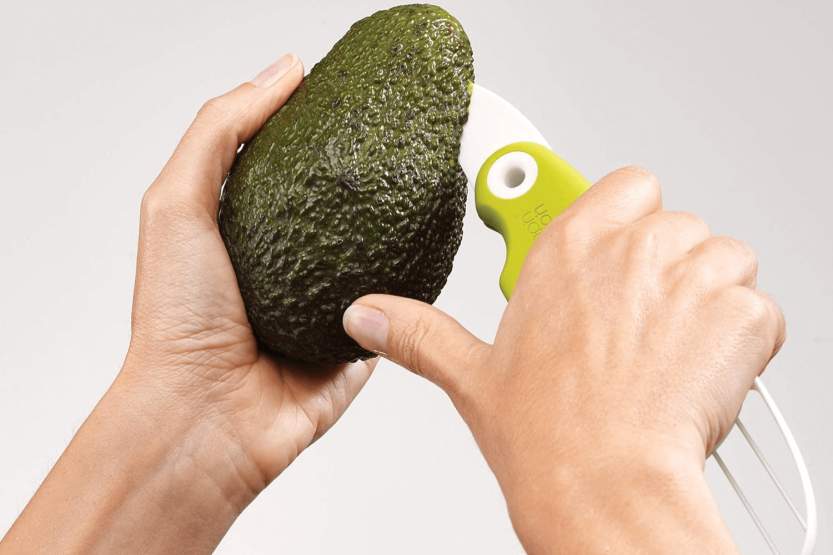 Joseph Joseph GoAvocado 3-i-1 avocadoskærer i rustfrit stål og polymer