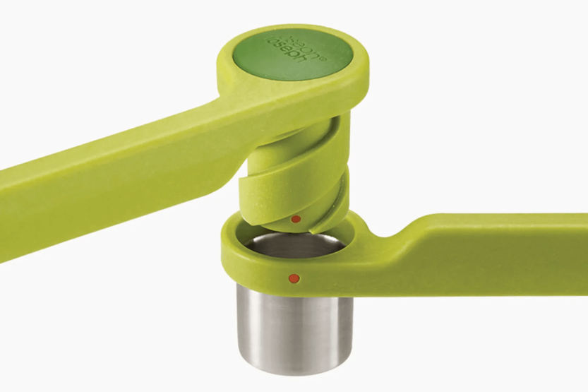 Prensa de ajos Joseph Joseph Helix de acero inoxidable y nylon
