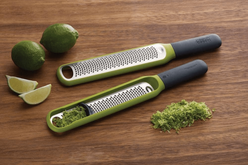 Joseph Joseph Handi-Zest Mini-Zesten-Reibe mit grünem Reinigungssystem