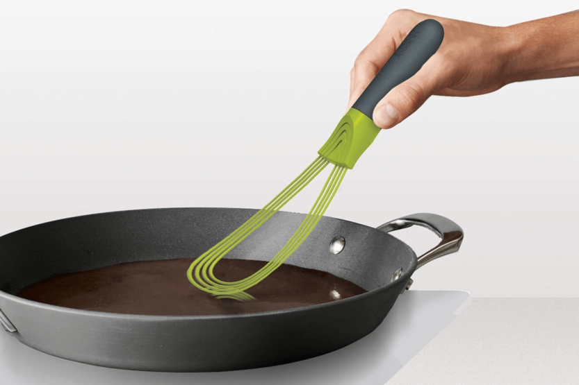 Fouet 2-and-1 Joseph Joseph Twist and silicone vert