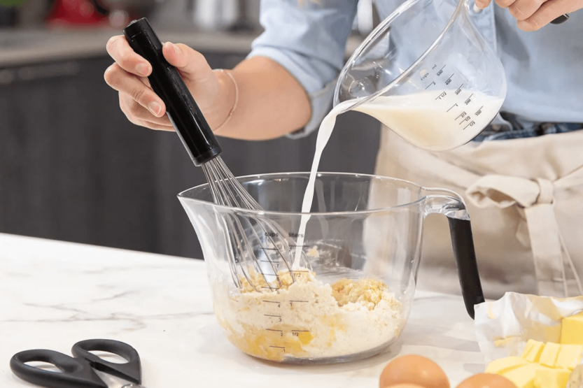 Kitchen Aid Rühr- und Messbecher mit Griff