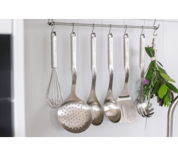 Escumadeira Kitchen Aid em aço inoxidável 2