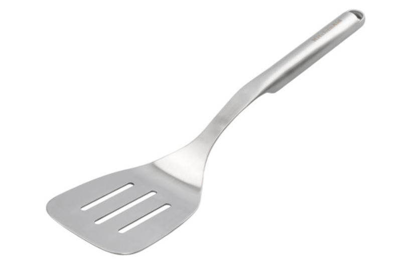 Espátula calada angular Kitchen Aid totalmente de acero inoxidable
