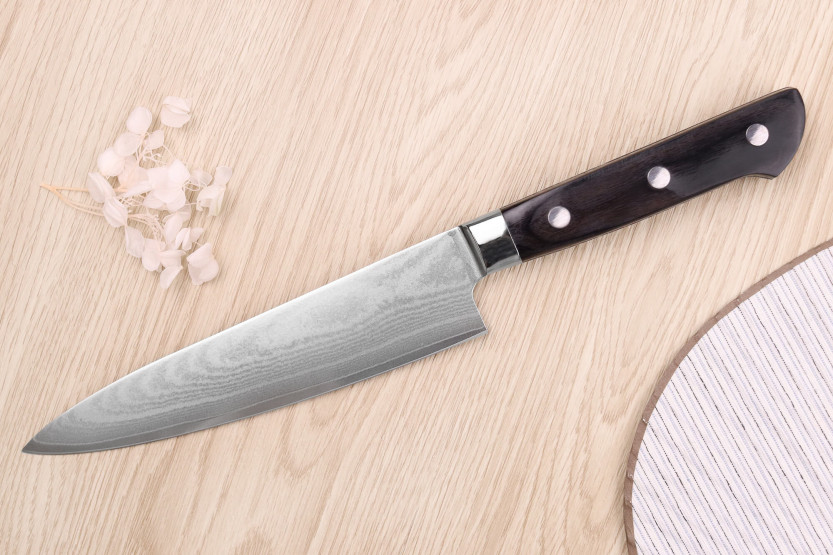 18 cm Satake damaskus japansk kokkekniv 69 lag