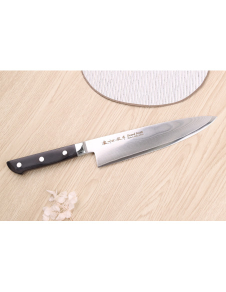 20 cm Satake damaskus japansk kokkekniv 69 lag