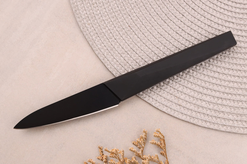 Satake Musta 10cm japanilainen kuorintaveitsi