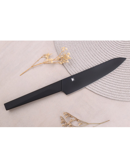 Coltello da cuoco giapponese Satake nero da 18 cm