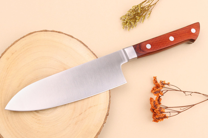 coltello santoku giapponese Pakkawood 17 cm marrone