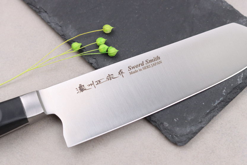 Couteau cell 17cm japonais Satake ABS