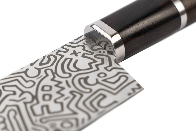 Conjunto de faca de chef Keith Haring de 21 cm e pauzinhos Saibashi de 30 cm da Homey