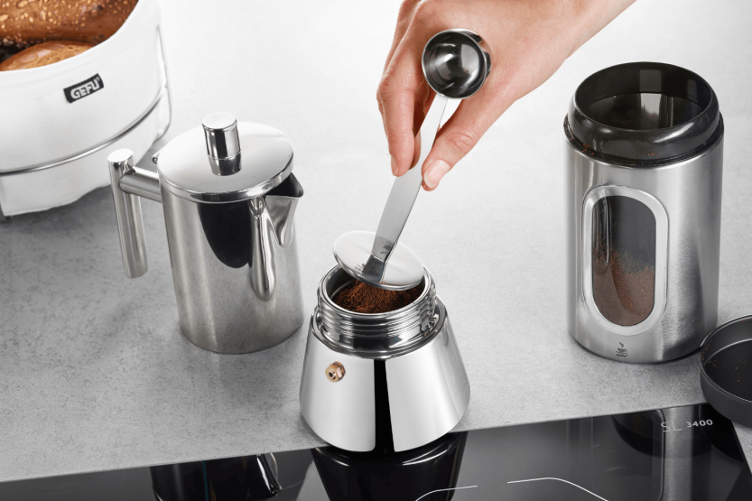 Gefu Tamino roestvrijstalen koffiekaraf met maatschepje