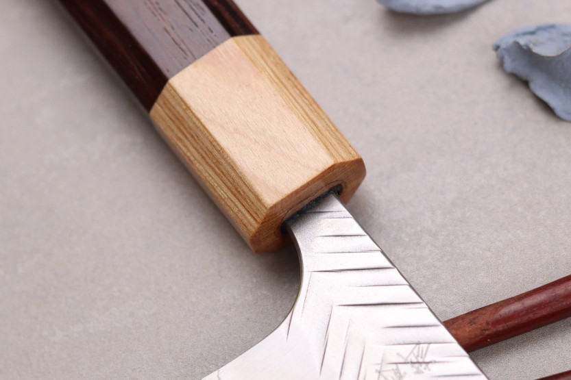 13 cm Yoshimi Kato SG2 V-Tsuchime japansk håndlaget ko-bunka-kniv