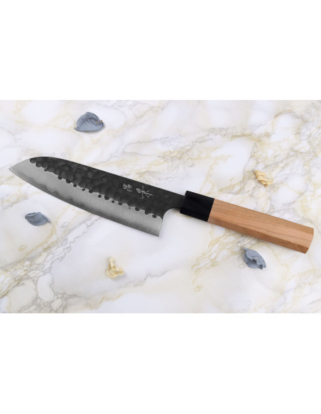 coltello santoku giapponese fatto a mano Masakage Koishi 16,5 cm