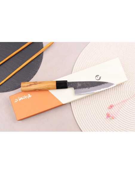 Cuchillo de pelar tradicional japonés Hinoura Mutsumi Ajikataya Negro Nashiji de 10cm