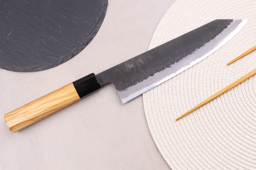 21cm Hinoura Mutsumi Ajikataya Negro Nashiji Cuchillo de cocinero japonés artesanal kiritsuke