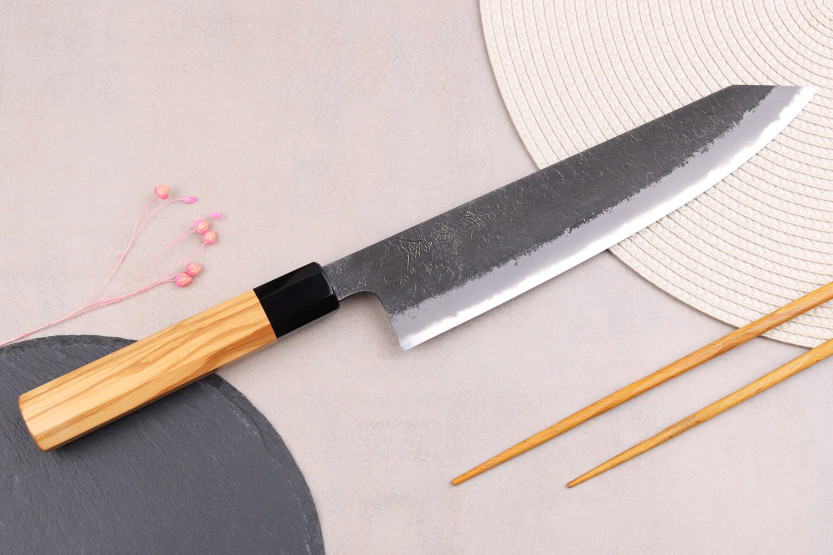 Kokki ' s veitsi kiritsuke 24cm japanilainen käsintehty Hinoura Mutsumi Ajikataya Musta Nashiji