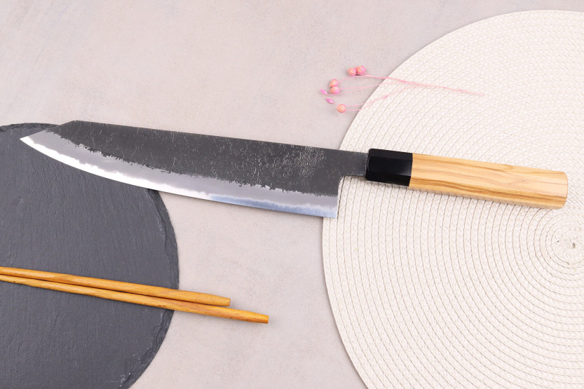 Kokki ' s veitsi kiritsuke 24cm japanilainen käsintehty Hinoura Mutsumi Ajikataya Musta Nashiji