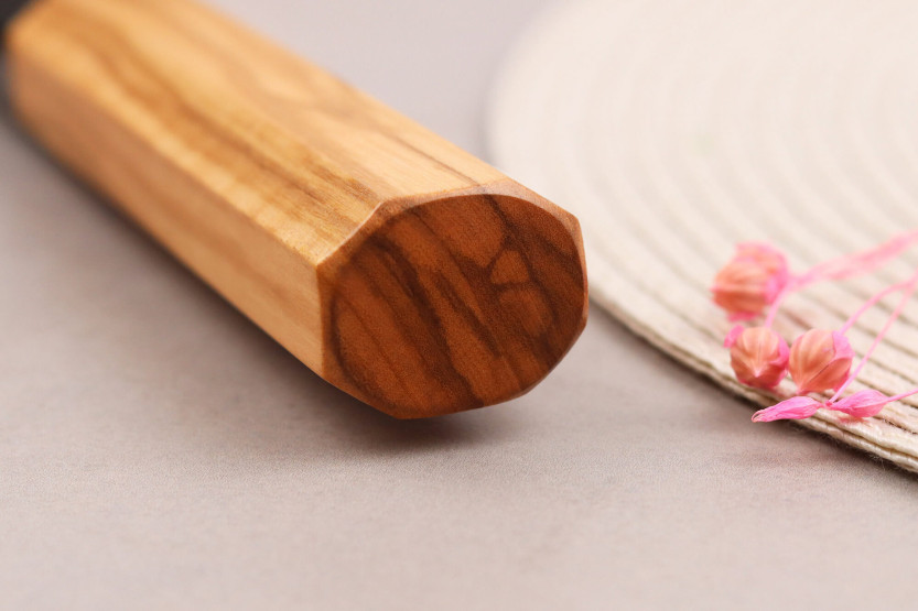 Kokki ' s veitsi kiritsuke 24cm japanilainen käsintehty Hinoura Mutsumi Ajikataya Musta Nashiji