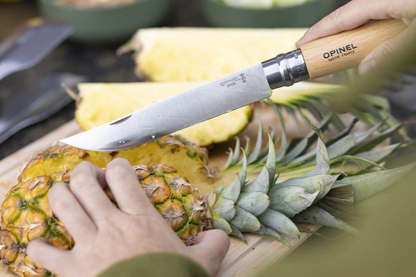 Sett med 3 grillredskaper Opinel kjøttspatel + kniv + tang