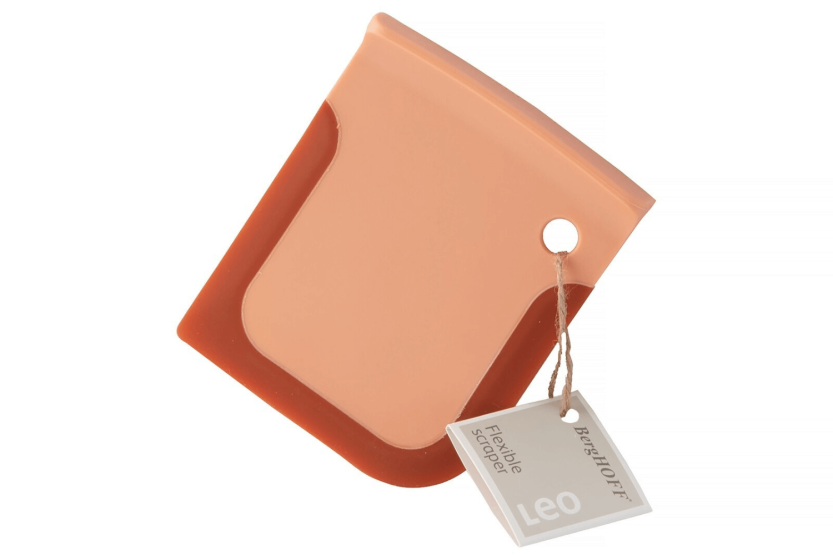 Raspador flexível Berghoff Leo em nylon reforçado com fibra de vidro e silicone laranja