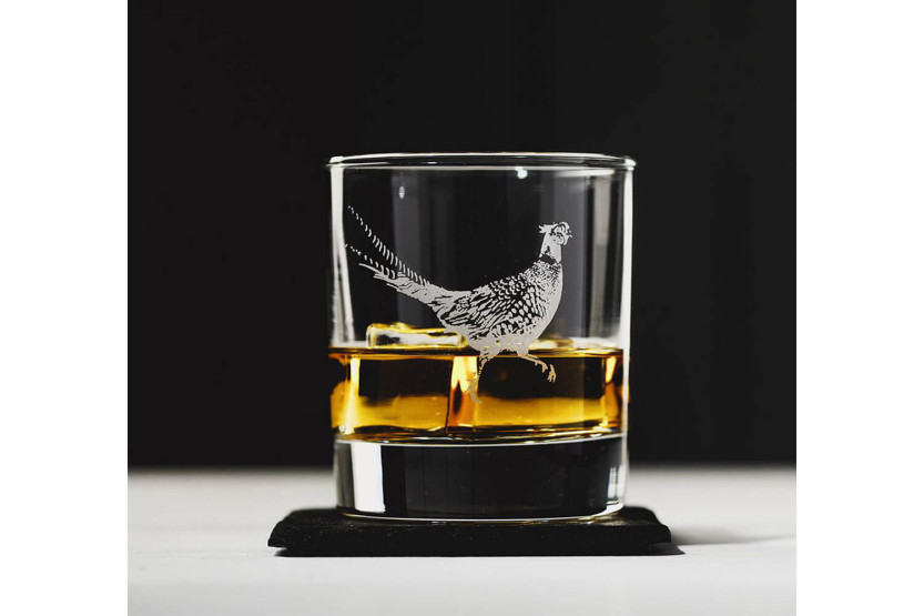 Selbrae House whiskyglas med underkop - fasanmotiv