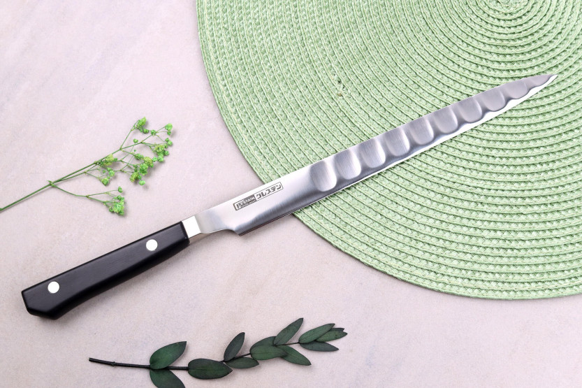 Glestain K-sarjan japanilainen viilausveitsi 21cm, jossa on granton-reuna