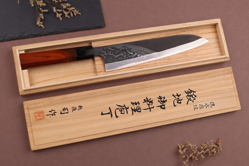 Hinoura Tsukasa Jokihyppy 21cm japanilainen kokkiveitsi veripuinen kahvainen veitsi