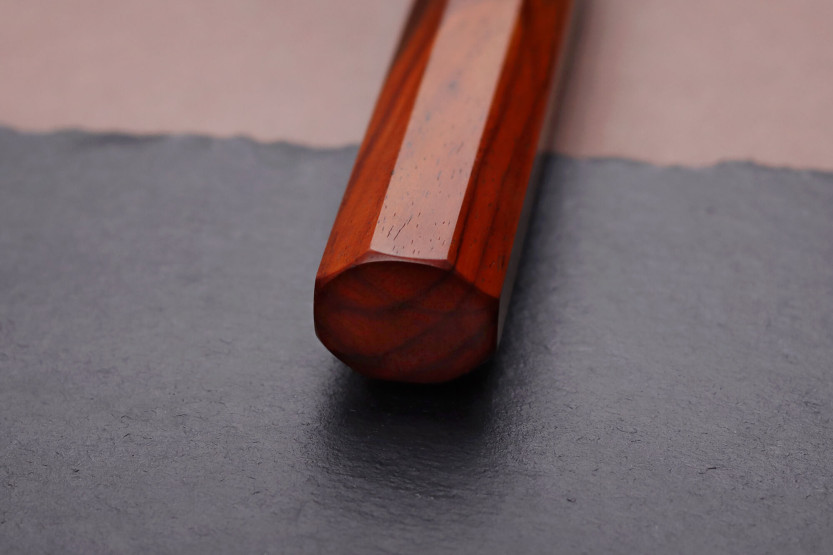 21cm Hinoura Tsukasa River Jump Cuchillo de cocinero japonés mango de madera sanguina