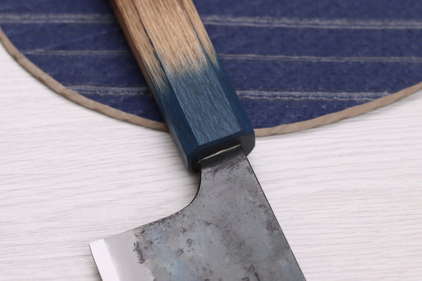 16,5cm Japans santoku mes Yoshihiro Rugged Black