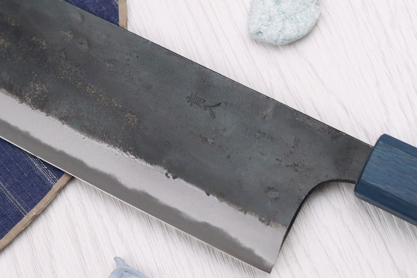 faca nakiri japonesa de 16,5 cm Yoshihiro Rugged Black feita à mão