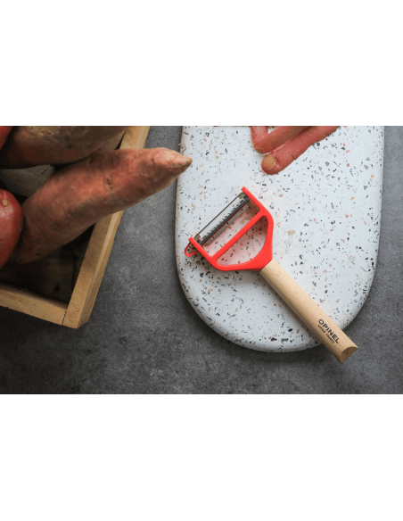 Opinel T-Duo rood dunschiller met dubbele microschil en julienne mesjes, beukenhouten handvat