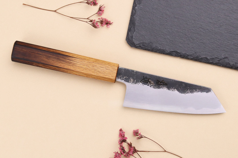 Faca ko-bunka de 13,5 cm Faca tradicional japonesa Hado Sumi