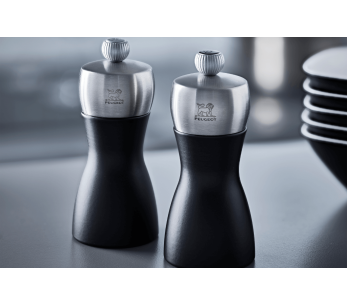 Conjunto de moinhos de sal e pimenta secos Peugeot Fidji em madeira de faia e aço inoxidável preto 2