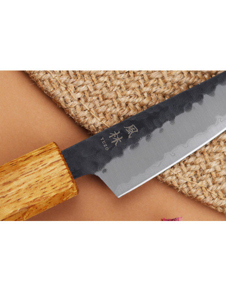 Yuzo Black AS Burnt Oak 8 cm japansk håndverkerkniv
