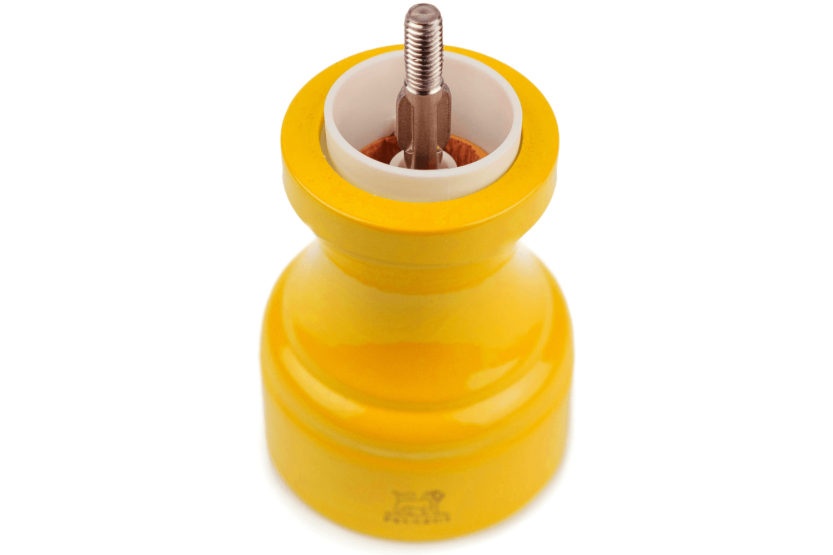 Moinho de sal seco manual Peugeot Bistro em madeira de faia lacada a amarelo açafrão 10cm
