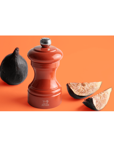 Peugeot Bistro manuelle Pfeffermühle aus terracottafarben lackiertem Buchenholz 10cm
