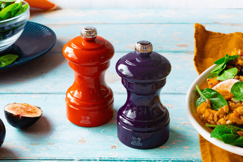 Peugeot Bistro manual pepper mill in eggplant lacquered wood 10cm